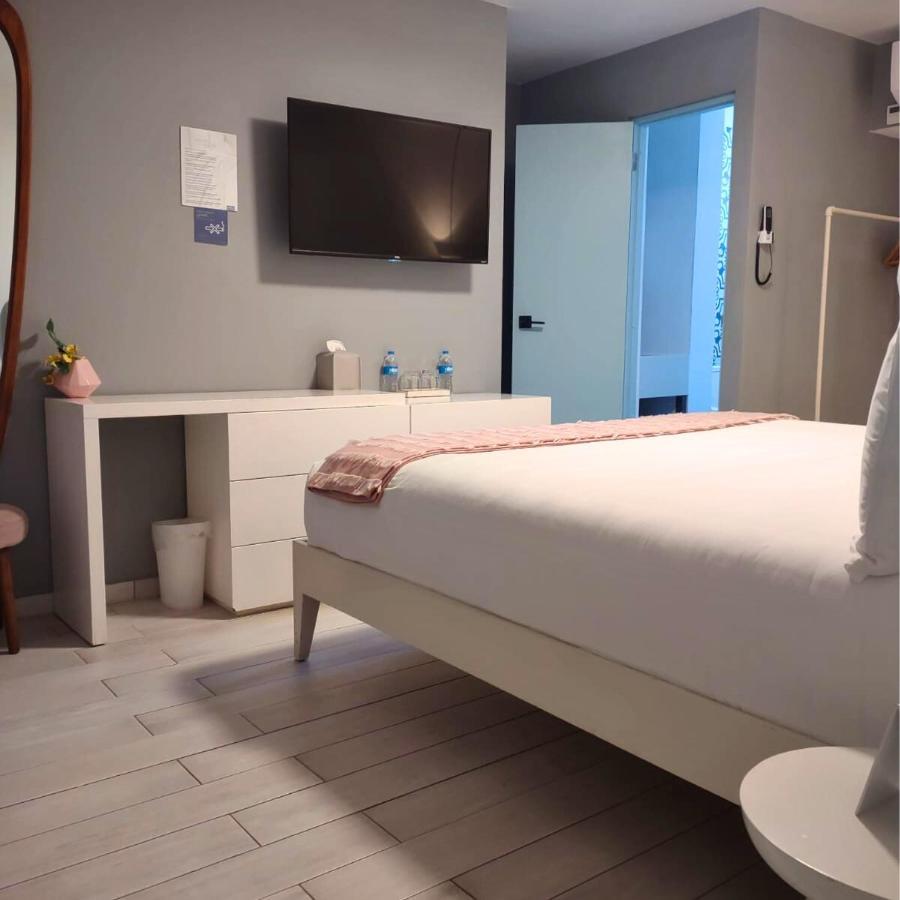 Tropica Beach Hotel (Adults Only) San Juan Esterno foto